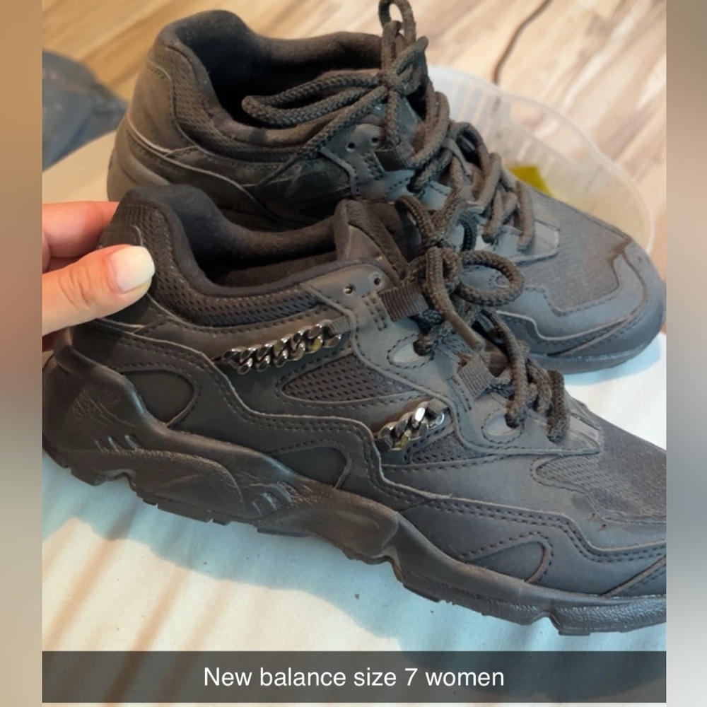 New balance size 7W worn couple times